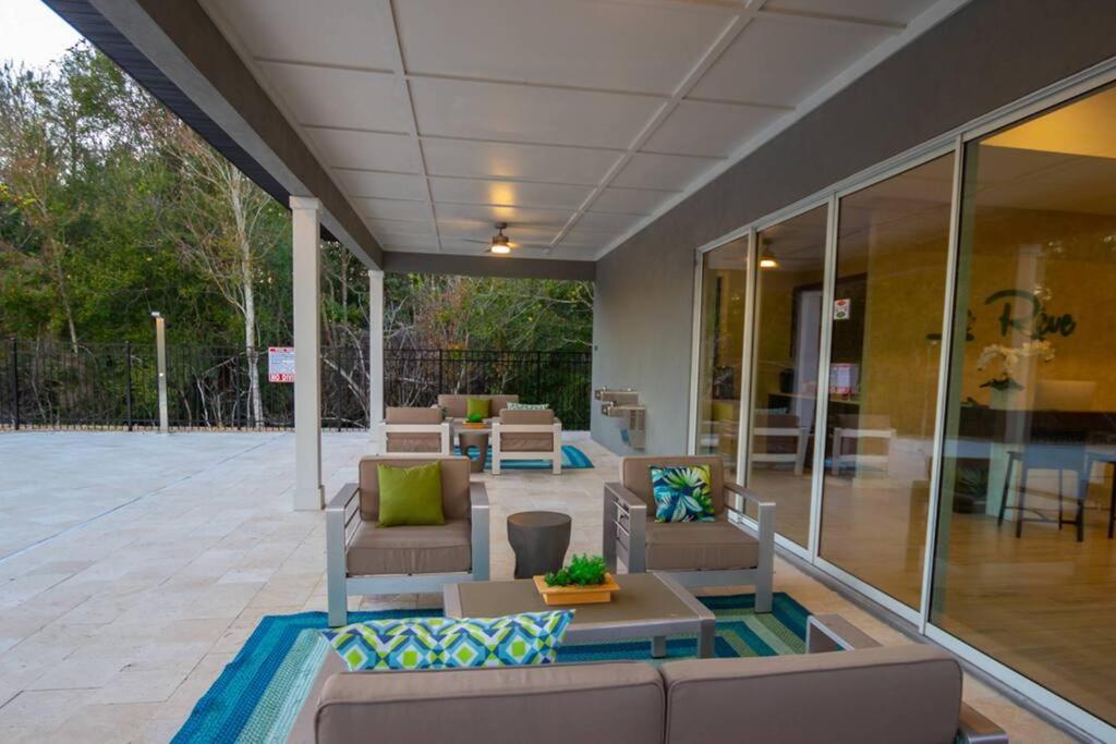 Beautiful Four Bedrooms Townhouse With Splash Pool At Le Reve Resort คิสซิมมี ภายนอก รูปภาพ
