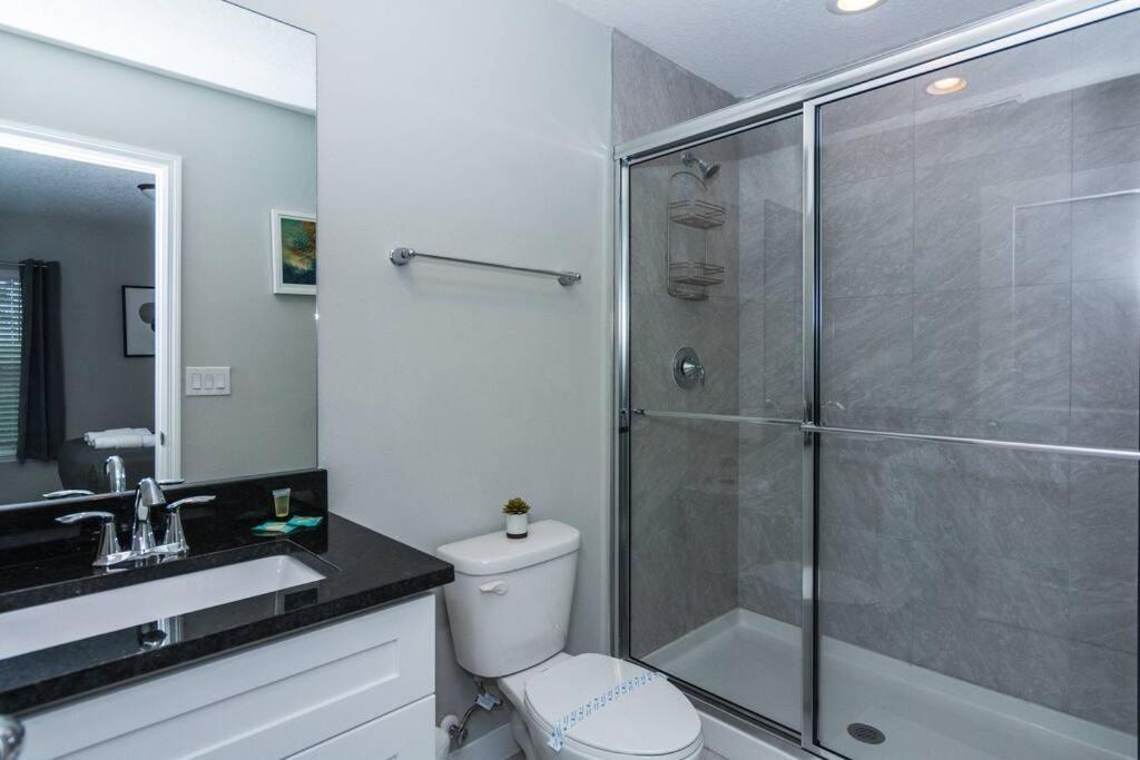 Beautiful Four Bedrooms Townhouse With Splash Pool At Le Reve Resort คิสซิมมี ภายนอก รูปภาพ
